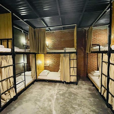 Ikigai Dorm Hostel - Danang Beach Buitenkant foto