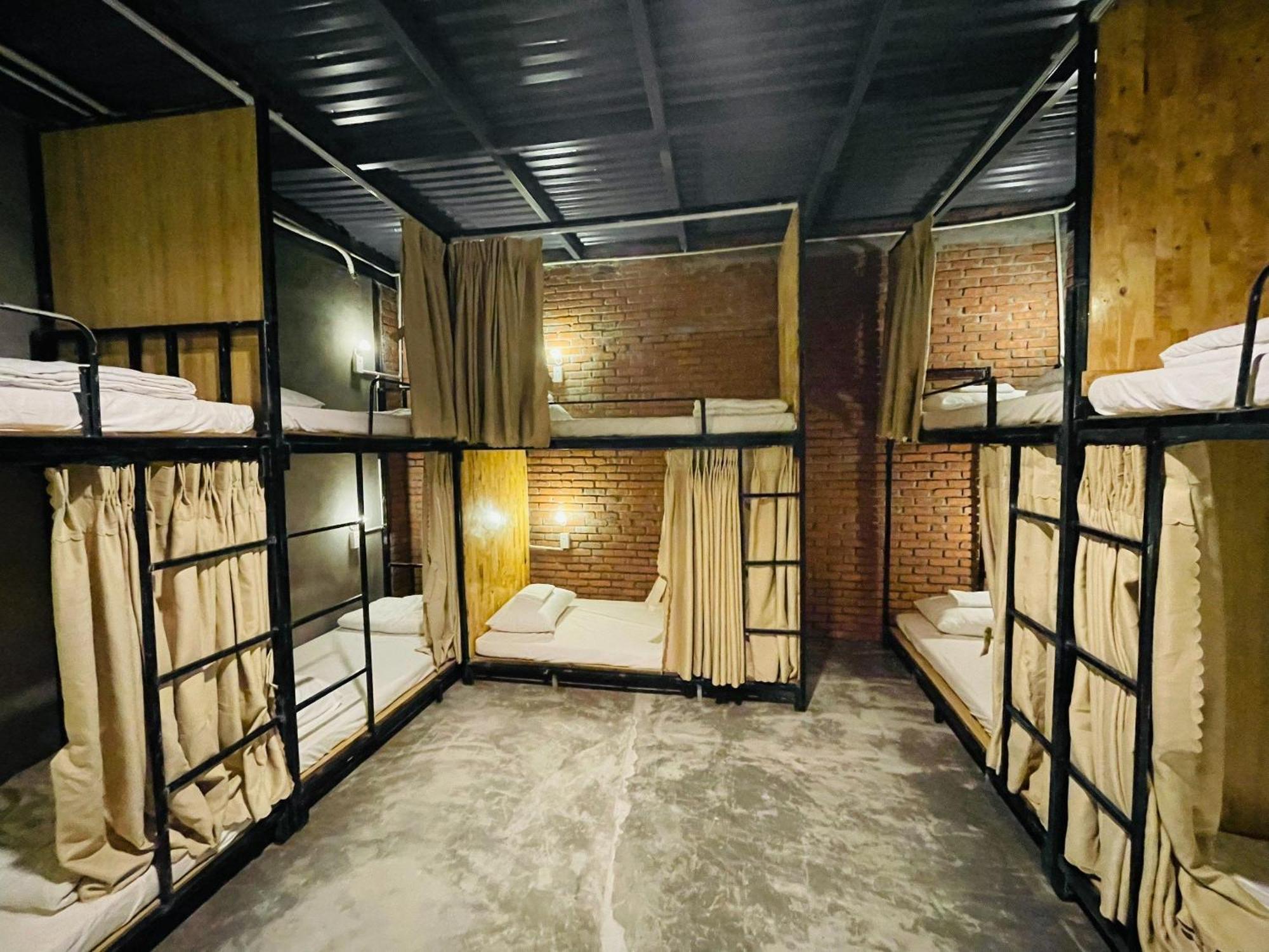 Ikigai Dorm Hostel - Danang Beach Buitenkant foto